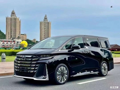 现购库里南享95万优惠 欢迎试乘试驾