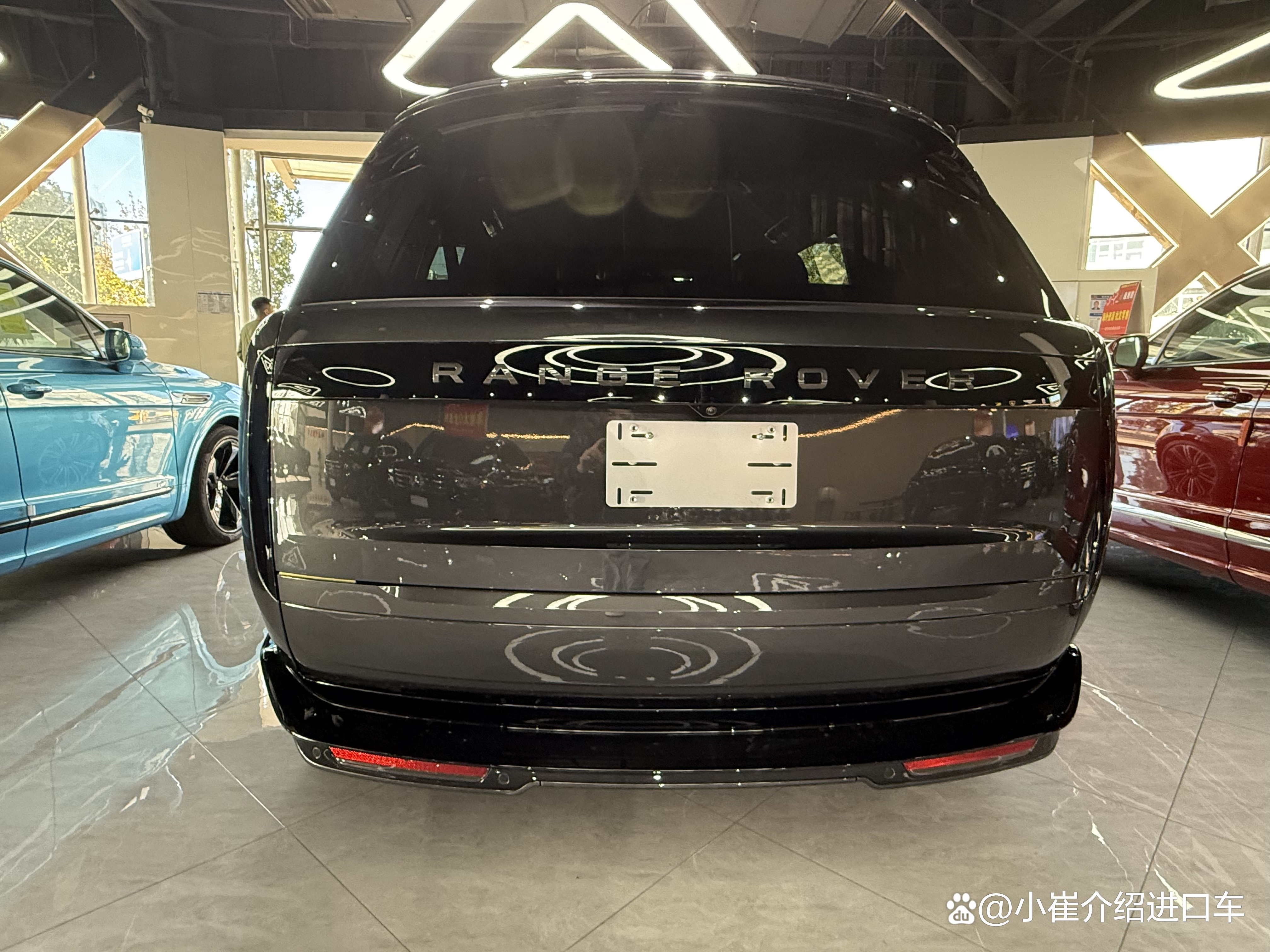 成都揽胜行政美版售价108万起 欢迎上门试驾