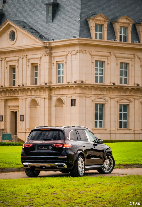 2024款迈巴赫GLS600顶级四座商务美规SUV 现车促销